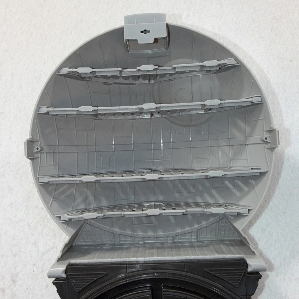 Hot Wheels Star Wars Death Star Collector's Car Carrying Case‎ with Handle EUC